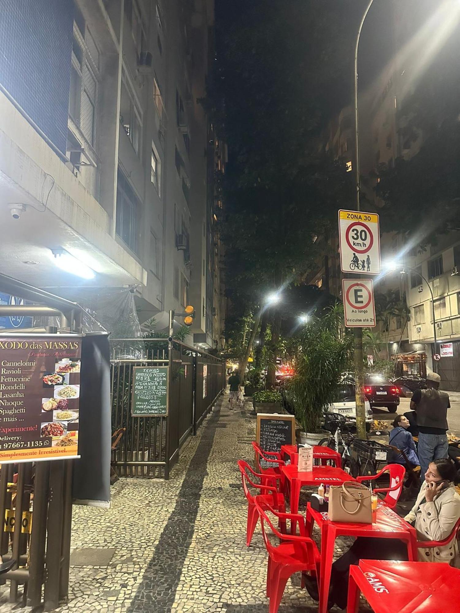 Copacabana / Lema, A Uma Quadra Da Praia Rio de Janeiro Extérieur photo